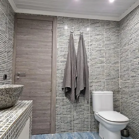 2-bed Sleeps 4 Steps Out On To The Pool 圣米格尔德阿沃纳