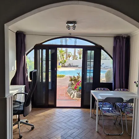 شقة 2-bed Sleeps 4 Steps Out On To The Pool سان ميغيل ذي أبونا