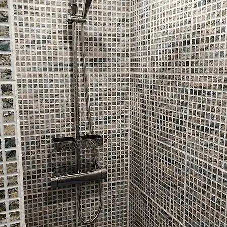 Apartament 2-bed Sleeps 4 Steps Out On To The Pool